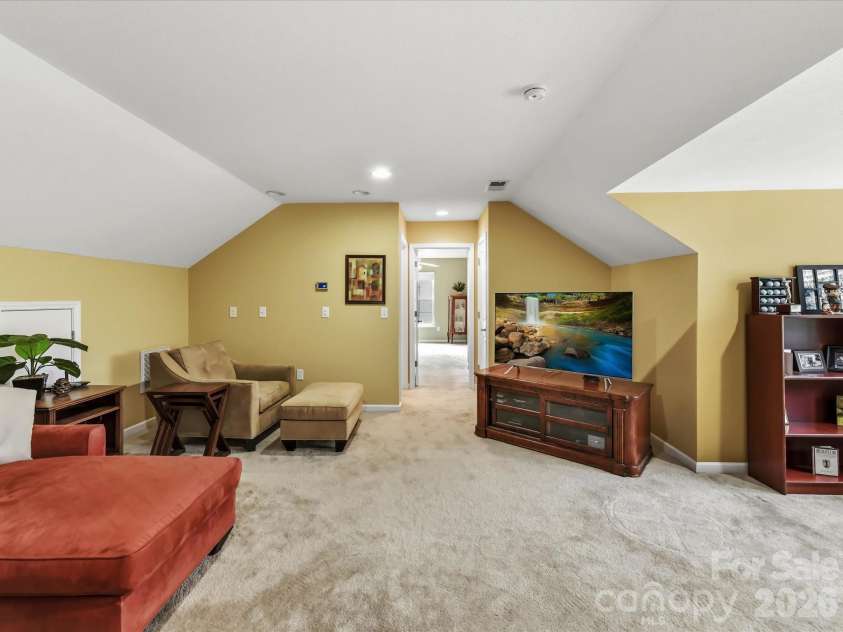 4415 Parkgate Drive, Matthews, NC 28105.  MLS# CAR4403700, YatesRealty ID 41630. 