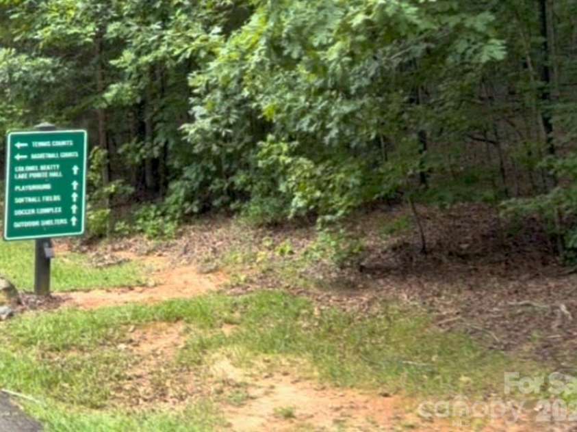 4415 Parkgate Drive, Matthews, NC 28105.  MLS# CAR4403700, YatesRealty ID 41630. 