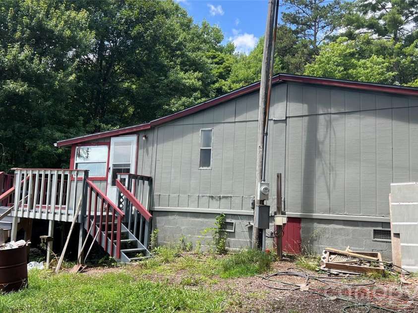 236 Forest Lane, Murphy, NC 28906.  MLS# CAR4402245, YatesRealty ID 41632. 