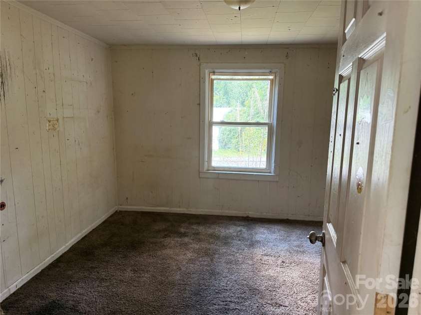 712 Myrtle Street, Gastonia, NC 28052.  MLS# CAR4410939, YatesRealty ID 41633. 