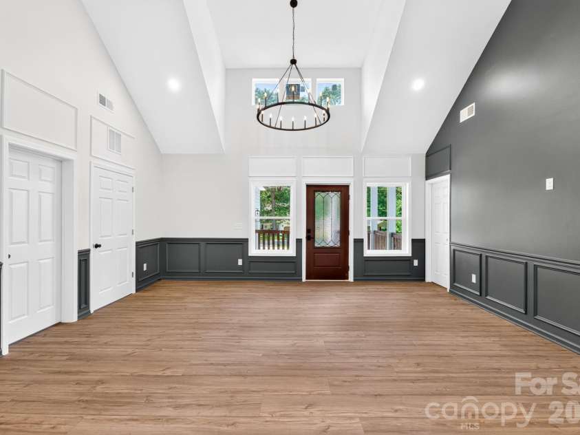 2013 Dogwood Trail, Shelby, NC 28150.  MLS# CAR4404167, YatesRealty ID 41634. 
