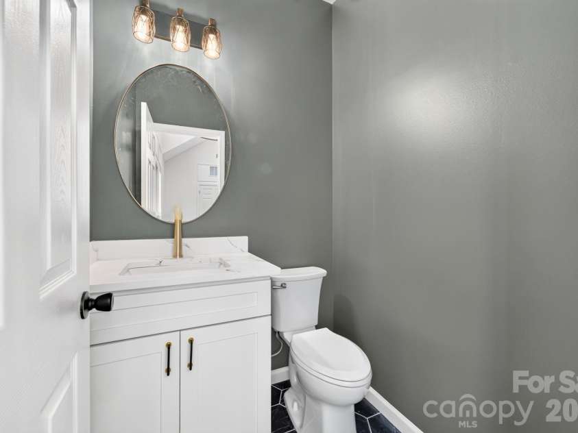 2013 Dogwood Trail, Shelby, NC 28150.  MLS# CAR4404167, YatesRealty ID 41634. 