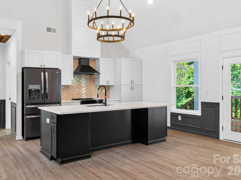 2013 Dogwood Trail, Shelby, NC 28150.  MLS# CAR4404167, YatesRealty ID 41634. 