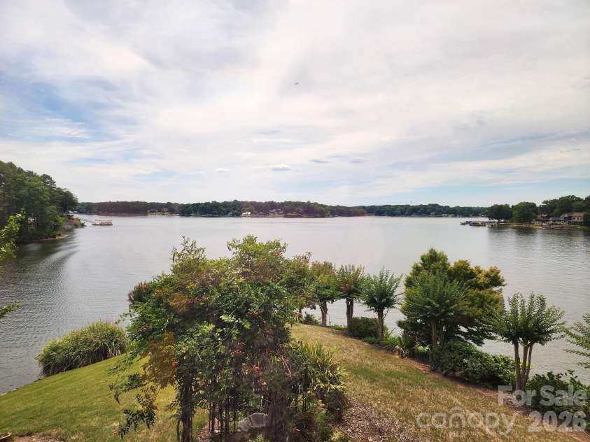 248 Periwinkle Lane, Lexington, NC 27292.  MLS# CAR4408783, YatesRealty ID 41636. 
