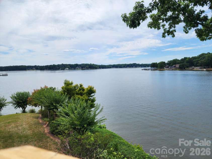 248 Periwinkle Lane, Lexington, NC 27292.  MLS# CAR4408783, YatesRealty ID 41636. 