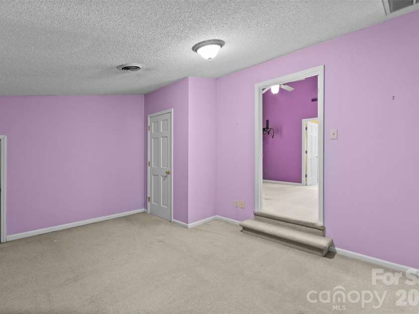 248 Periwinkle Lane, Lexington, NC 27292.  MLS# CAR4408783, YatesRealty ID 41636. 