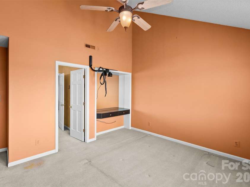 248 Periwinkle Lane, Lexington, NC 27292.  MLS# CAR4408783, YatesRealty ID 41636. 
