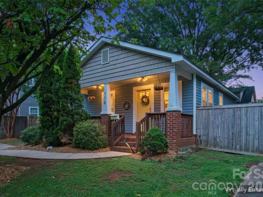 114 Turner Avenue, Charlotte, NC 28216.  MLS# CAR4408994, YatesRealty ID 41637. 