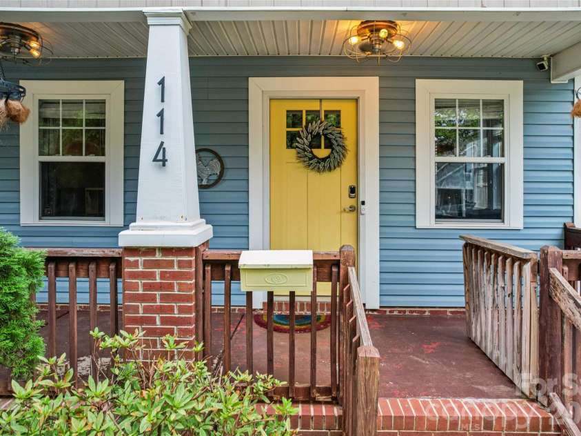 114 Turner Avenue, Charlotte, NC 28216.  MLS# CAR4408994, YatesRealty ID 41637. 
