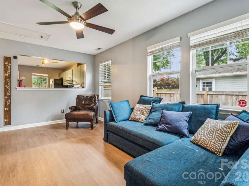 114 Turner Avenue, Charlotte, NC 28216.  MLS# CAR4408994, YatesRealty ID 41637. 