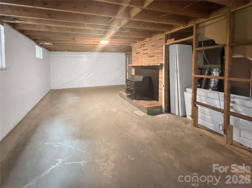 501 Rhodes Avenue, Kings Mountain, NC 28086.  MLS# CAR4408076, YatesRealty ID 41638. 