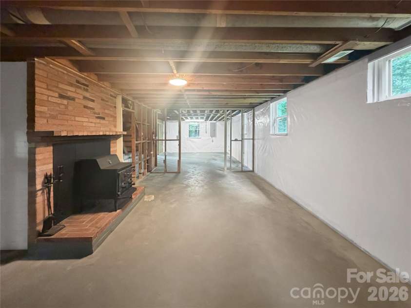 501 Rhodes Avenue, Kings Mountain, NC 28086.  MLS# CAR4408076, YatesRealty ID 41638. 