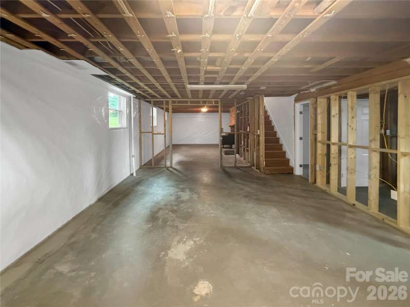 501 Rhodes Avenue, Kings Mountain, NC 28086.  MLS# CAR4408076, YatesRealty ID 41638. 