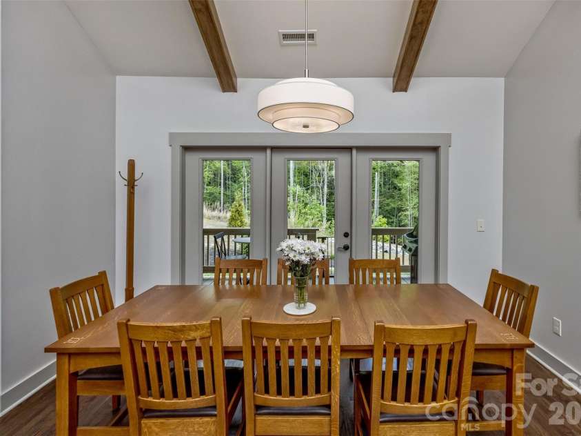 157 Copper Valley Lane, Hendersonville, NC 28739.  MLS# CAR4401396, YatesRealty ID 41639. Dining with Views