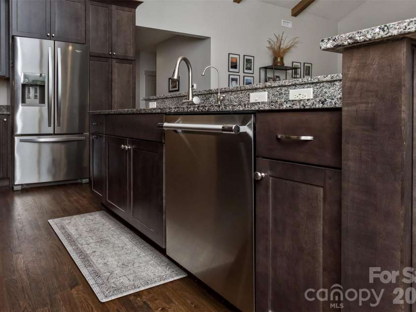 157 Copper Valley Lane, Hendersonville, NC 28739.  MLS# CAR4401396, YatesRealty ID 41639. Quality Design & Function