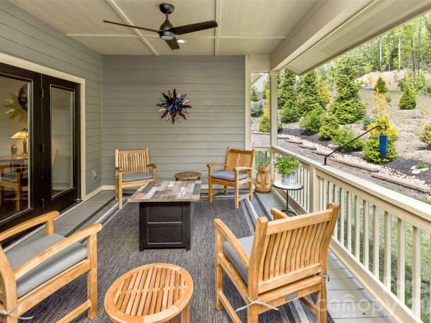 157 Copper Valley Lane, Hendersonville, NC 28739.  MLS# CAR4401396, YatesRealty ID 41639. Spacious Covered Deck