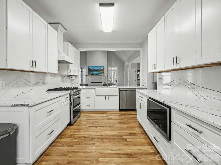 146 Major Fergusons Hill, Rutherfordton, NC 28139.  MLS# CAR4403132, YatesRealty ID 4164. Chef Kitchen