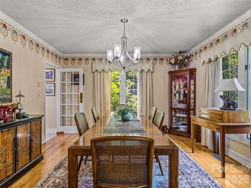 122 Stuyvesant Road, Asheville, NC 28803.  MLS# CAR4409602, YatesRealty ID 41640. 