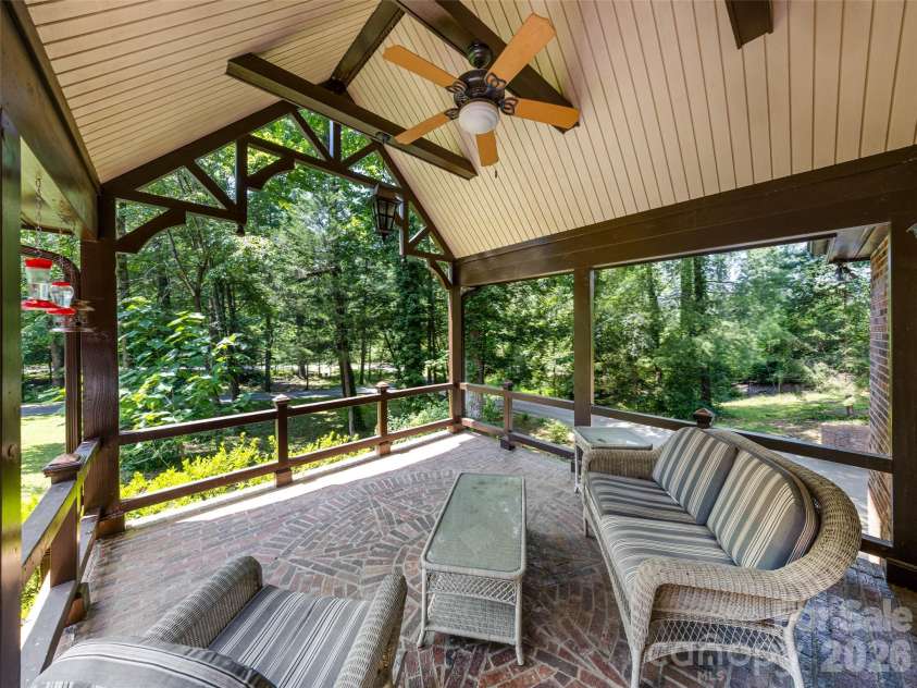 122 Stuyvesant Road, Asheville, NC 28803.  MLS# CAR4409602, YatesRealty ID 41640. 