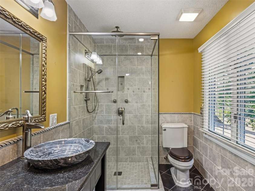 122 Stuyvesant Road, Asheville, NC 28803.  MLS# CAR4409602, YatesRealty ID 41640. 