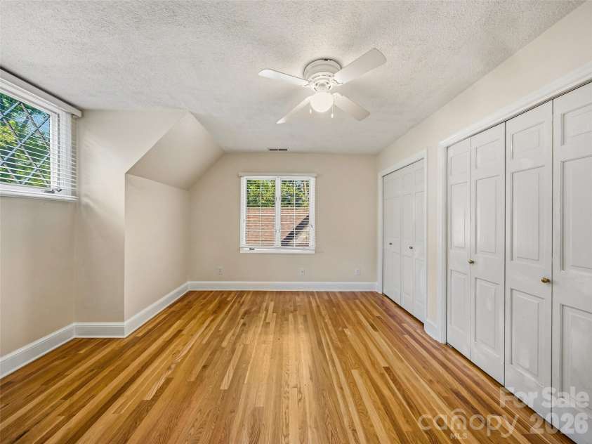 122 Stuyvesant Road, Asheville, NC 28803.  MLS# CAR4409602, YatesRealty ID 41640. 