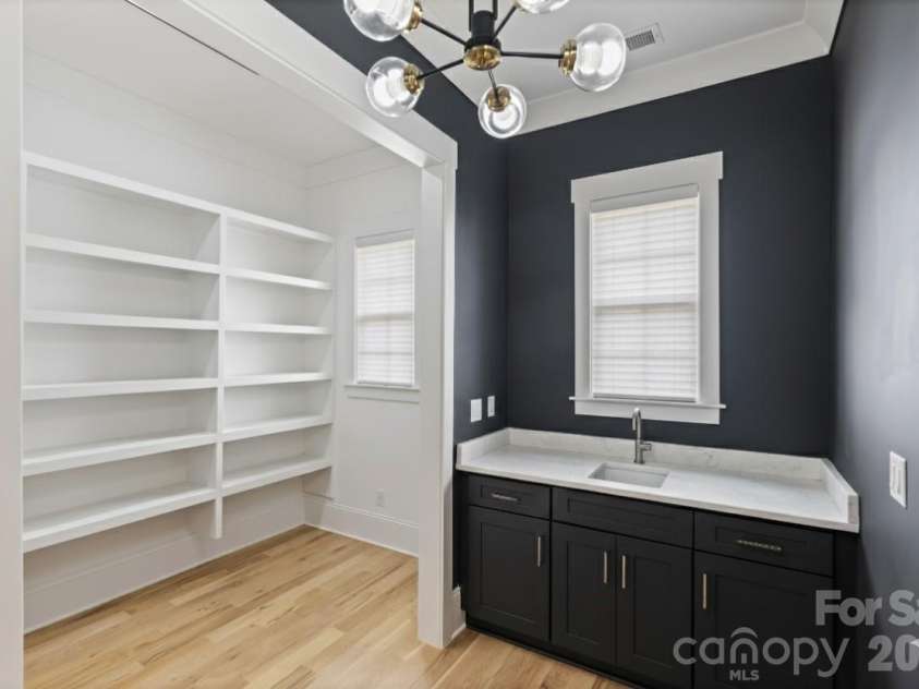 5014 Ohm Lane, Charlotte, NC 28270.  MLS# CAR4411173, YatesRealty ID 41646. Scullery