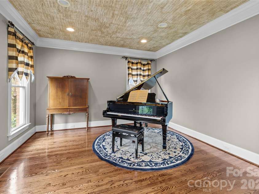 1009 Honors Court, Waxhaw, NC 28173.  MLS# CAR4409471, YatesRealty ID 41647. 
