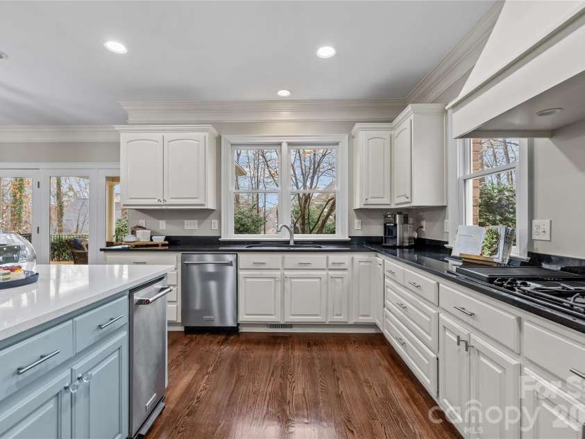 1009 Honors Court, Waxhaw, NC 28173.  MLS# CAR4409471, YatesRealty ID 41647. 
