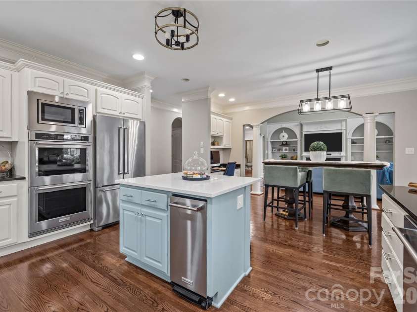 1009 Honors Court, Waxhaw, NC 28173.  MLS# CAR4409471, YatesRealty ID 41647. 