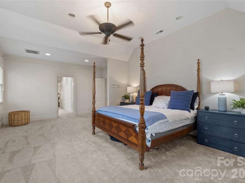 1009 Honors Court, Waxhaw, NC 28173.  MLS# CAR4409471, YatesRealty ID 41647. 