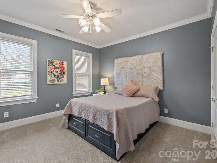 1009 Honors Court, Waxhaw, NC 28173.  MLS# CAR4409471, YatesRealty ID 41647. 