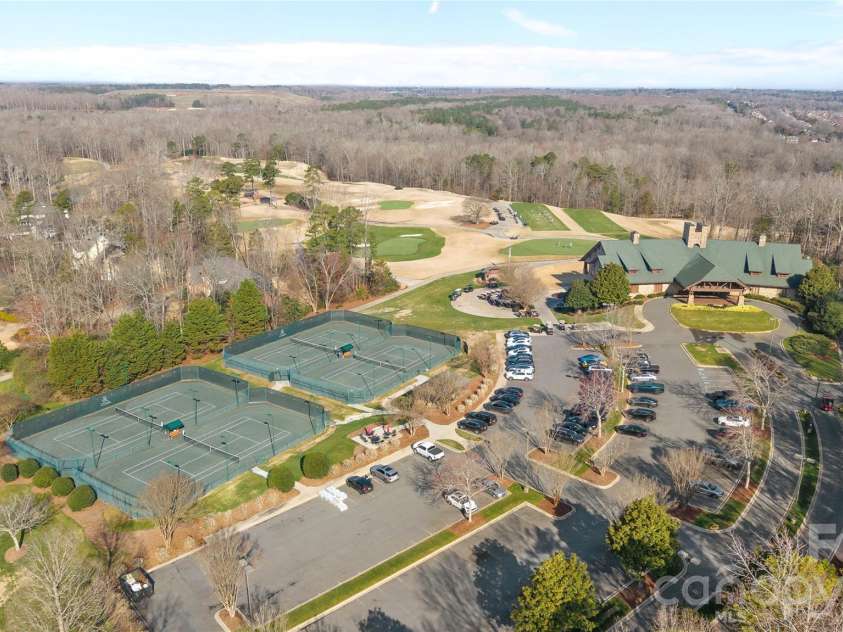 1009 Honors Court, Waxhaw, NC 28173.  MLS# CAR4409471, YatesRealty ID 41647. 