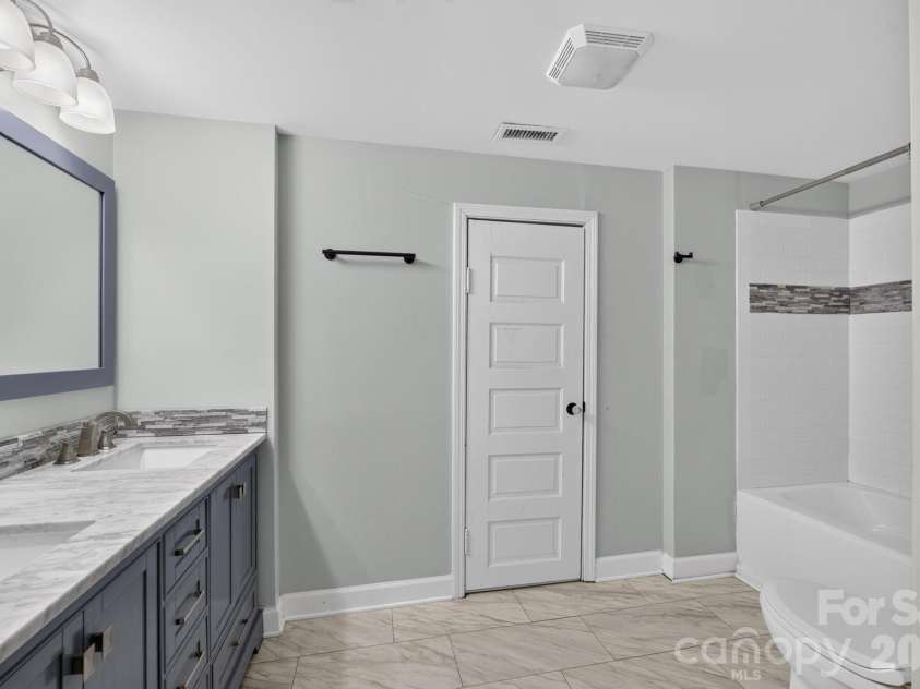 413 Main Street, Cleveland, NC 27013.  MLS# CAR4407248, YatesRealty ID 41649. 