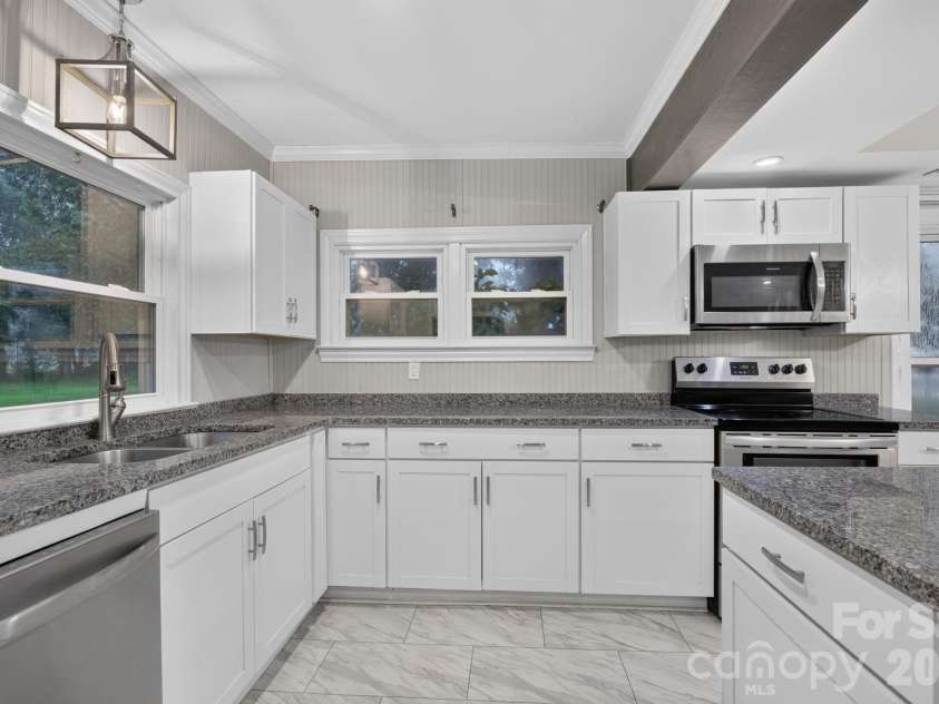413 Main Street, Cleveland, NC 27013.  MLS# CAR4407248, YatesRealty ID 41649. 