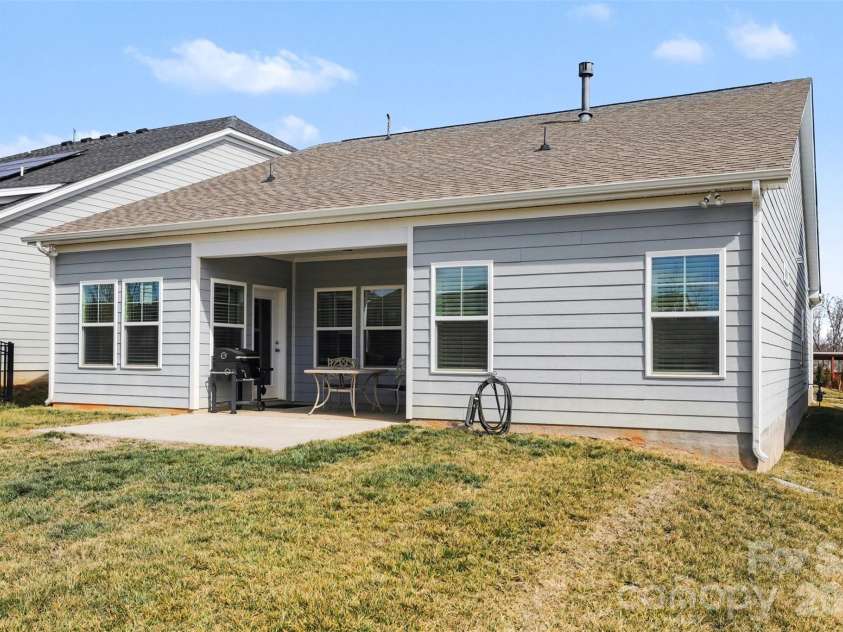 3731 Antrim Place, Kannapolis, NC 28081.  MLS# CAR4346484, YatesRealty ID 4165. Back coverd patio