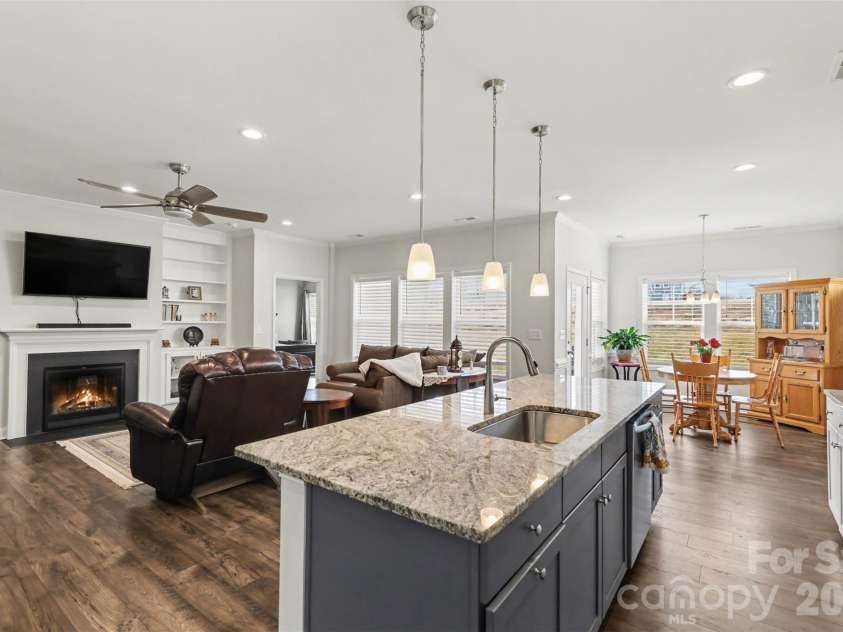3731 Antrim Place, Kannapolis, NC 28081.  MLS# CAR4346484, YatesRealty ID 4165. Open floorplan