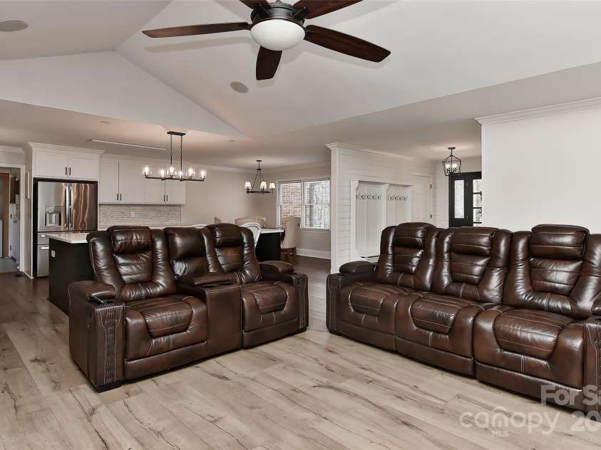 9414 Machado Drive, Indian Trail, NC 28079.  MLS# CAR4222379, YatesRealty ID 4165. 