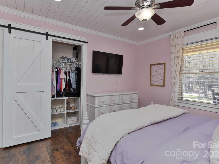 9414 Machado Drive, Indian Trail, NC 28079.  MLS# CAR4222379, YatesRealty ID 4165. 