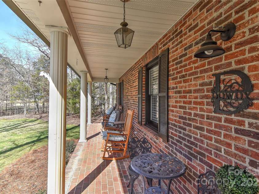 9414 Machado Drive, Indian Trail, NC 28079.  MLS# CAR4222379, YatesRealty ID 4165. 