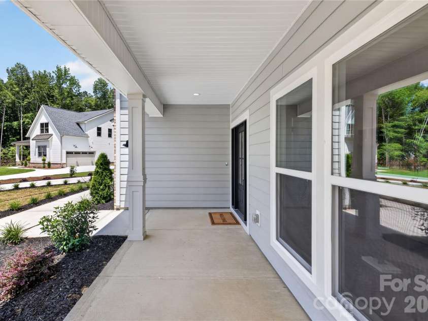 2316 Chateau Court, Matthews, NC 28105.  MLS# CAR4401109, YatesRealty ID 41650. 