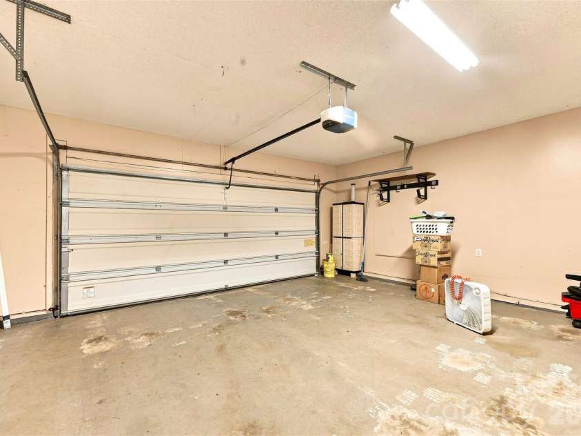 199 Bethlehem Manufacturing Lane, Hickory, NC 28601.  MLS# CAR4406517, YatesRealty ID 41654. 