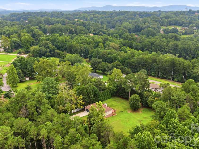 199 Bethlehem Manufacturing Lane, Hickory, NC 28601.  MLS# CAR4406517, YatesRealty ID 41654. 
