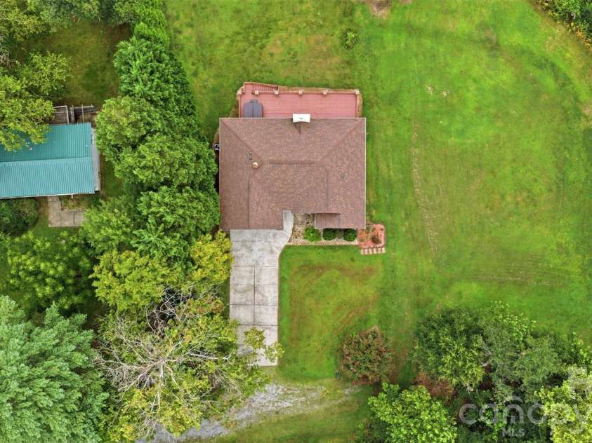 199 Bethlehem Manufacturing Lane, Hickory, NC 28601.  MLS# CAR4406517, YatesRealty ID 41654. 