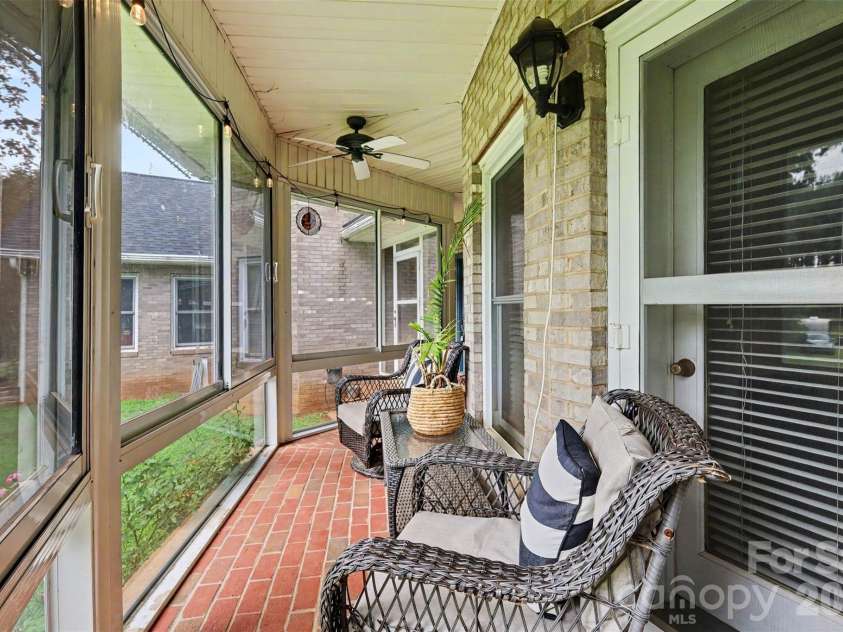 176 Eeb Lane, Statesville, NC 28625.  MLS# CAR4403023, YatesRealty ID 41655. 