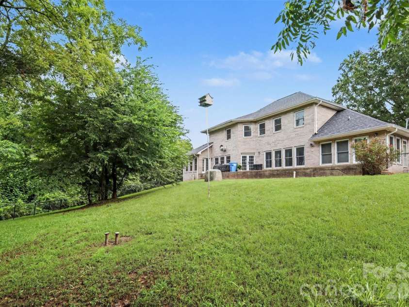 176 Eeb Lane, Statesville, NC 28625.  MLS# CAR4403023, YatesRealty ID 41655. 