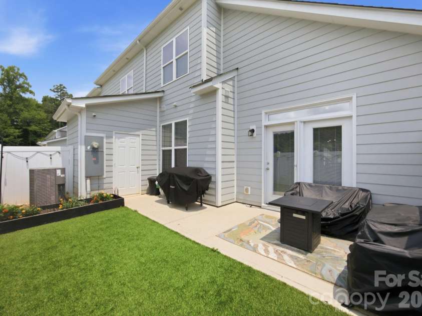 1101 Johns Walk Way, Belmont, NC 28012.  MLS# CAR4408103, YatesRealty ID 41657. 