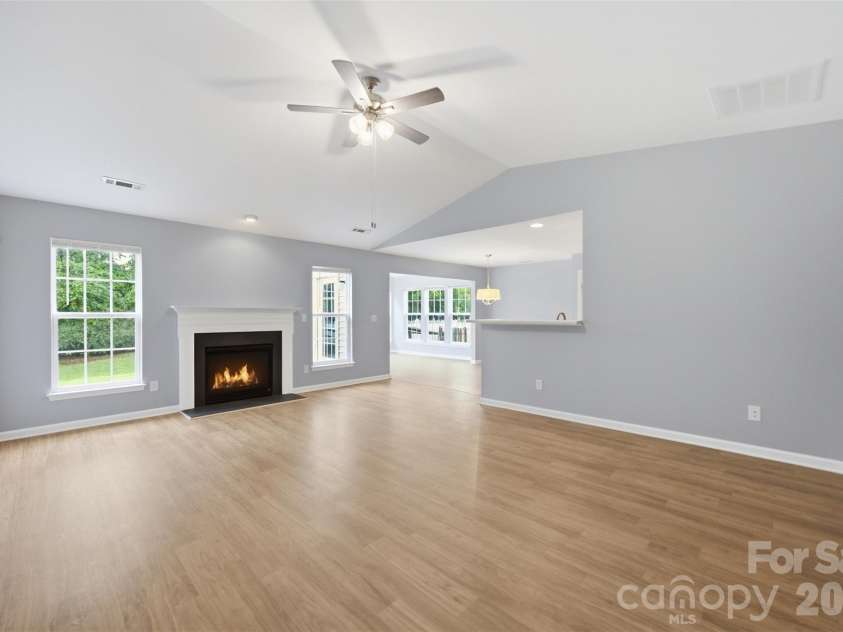 325 Dutchmans Meadow Drive, Mount Holly, NC 28120.  MLS# CAR4404931, YatesRealty ID 41658. 