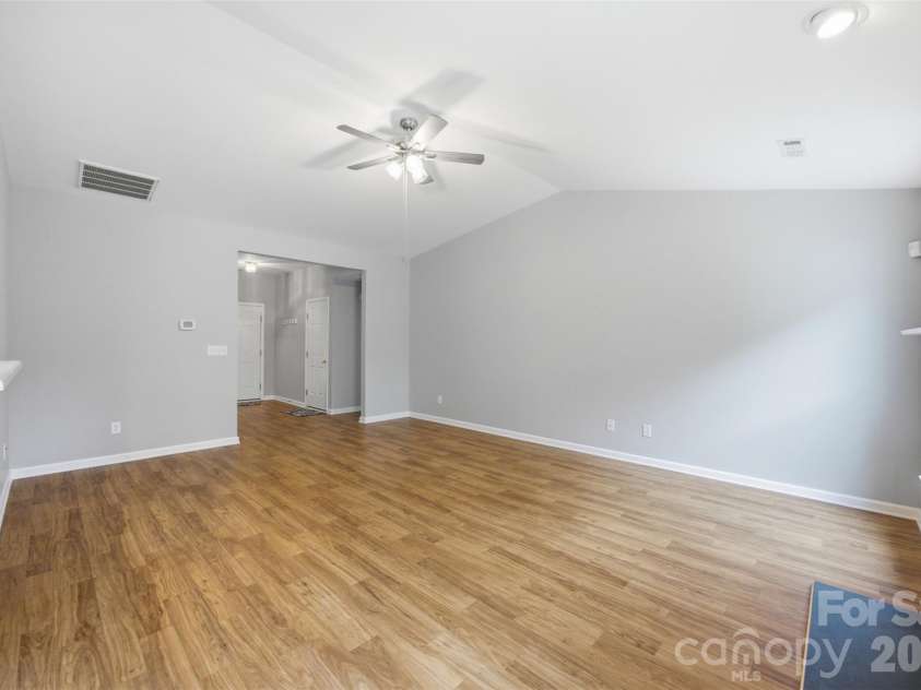 325 Dutchmans Meadow Drive, Mount Holly, NC 28120.  MLS# CAR4404931, YatesRealty ID 41658. 