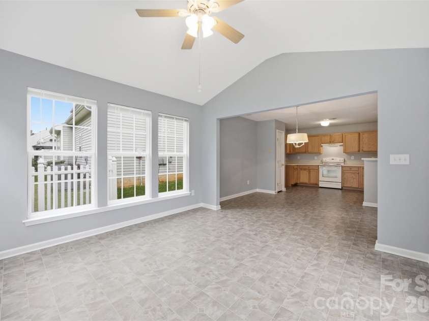 325 Dutchmans Meadow Drive, Mount Holly, NC 28120.  MLS# CAR4404931, YatesRealty ID 41658. 