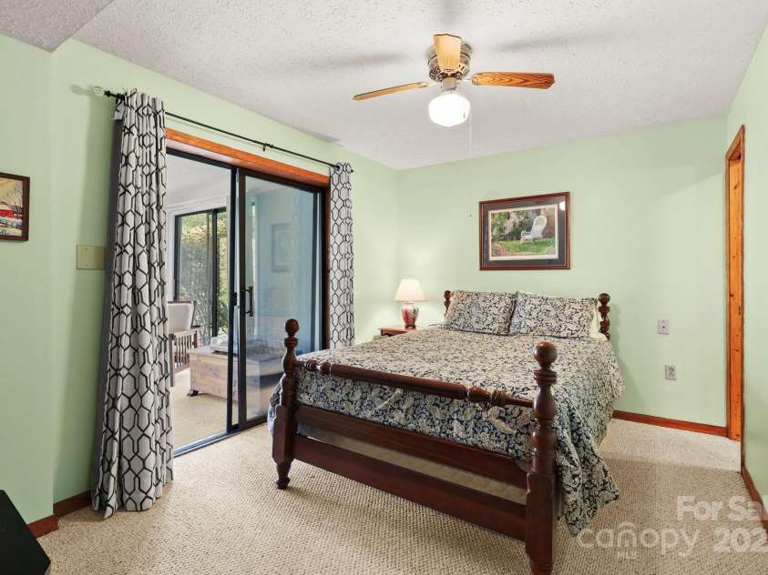 228 Snowshoe Loop, Newland, NC 28657.  MLS# CAR4311800, YatesRealty ID 4166. 